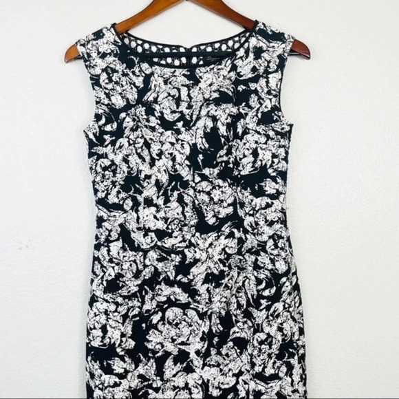 Ann Taylor Sleeveless Sheath Dress Black & White Size 2P - Picture 4 of 8